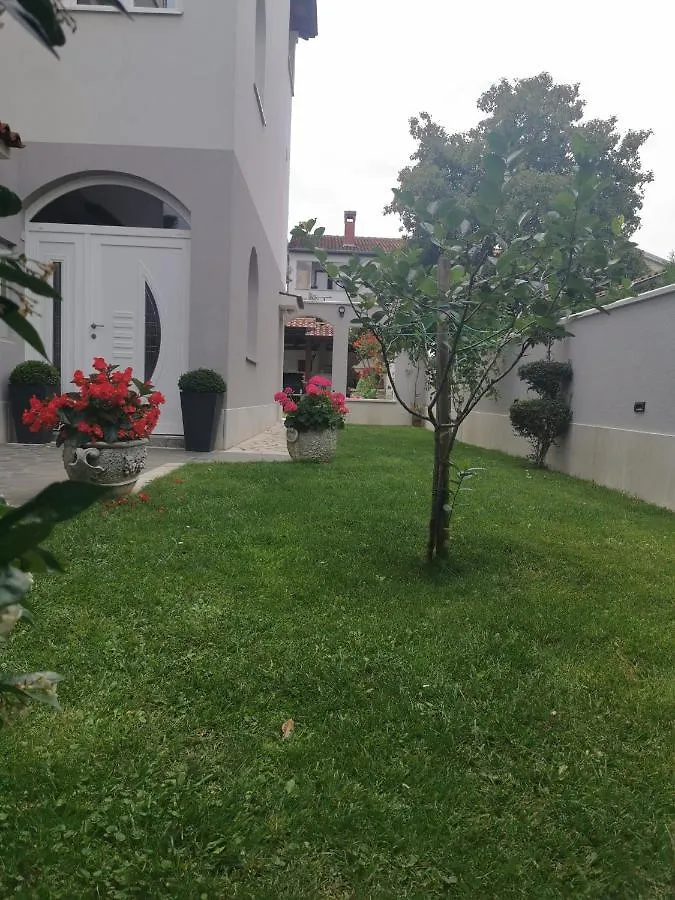 Apartments Slisko Porec