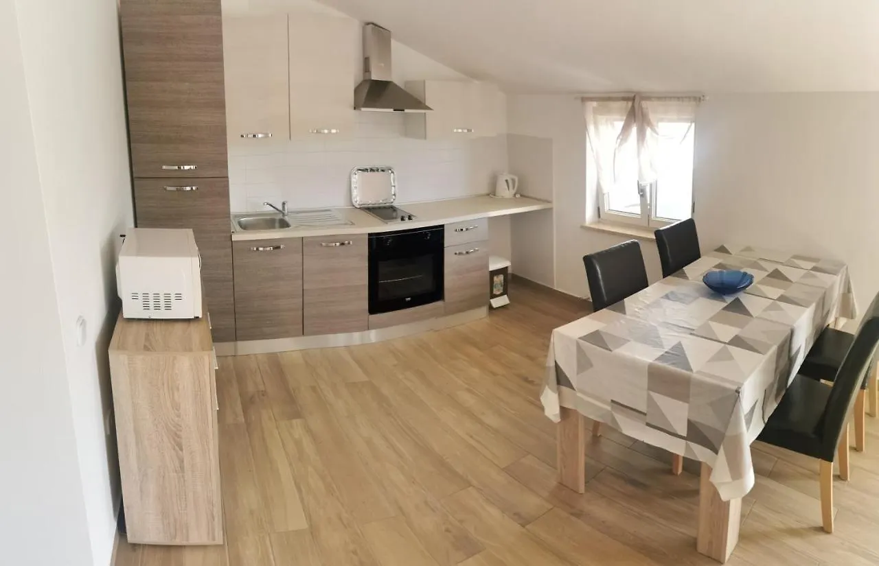Apartments Slisko Porec Croazia